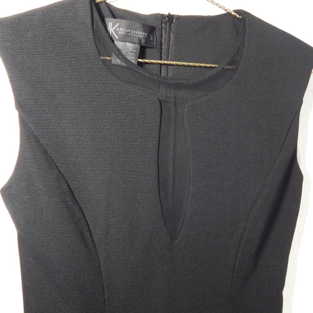 Kardashian Collection Fitted Black Dress NWOT - Picture 7 of 7